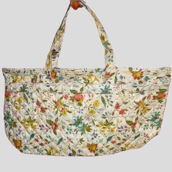 Floral quilted bag - Picture 2 of 3